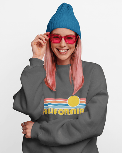 California Retro Sunset Crewneck Sweatshirt – Vintage Coastal Graphic Pullove - JennyCool