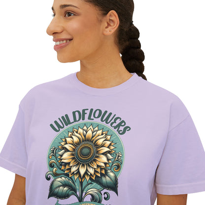 Wildflowers Sunflower Crop Tee – Vintage Boho Sunflower Shirt for Women, Cropped Boxy T-Shirt, Boho Aesthetic Graphic Tee - JennyCool